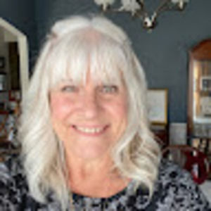 Meet your Posher, Mary ellen